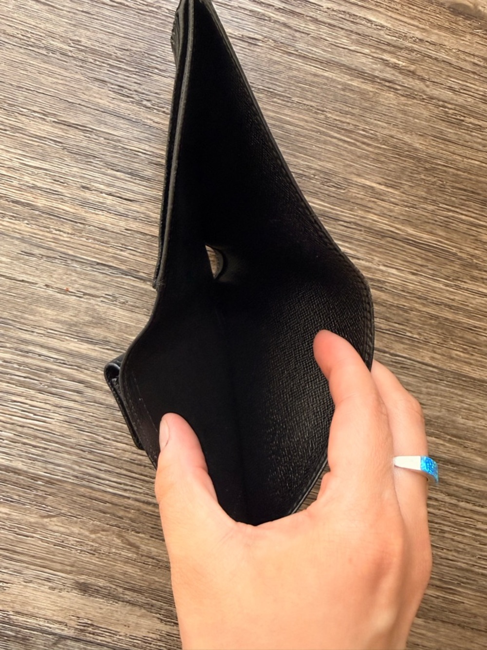 Authentic Louis Vuitton Black Epi Leather Snap Wallet (Made in France) - Picture 4 of 4
